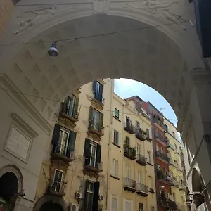 Chiaia 100 Appartamento